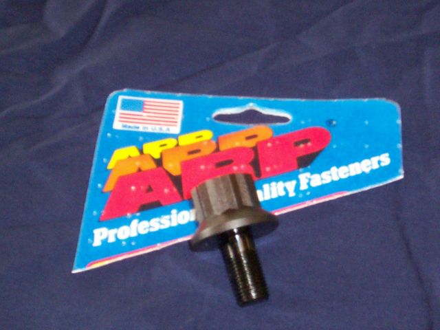 2TC and 3TC Crank Shaft Pulley Bolt
